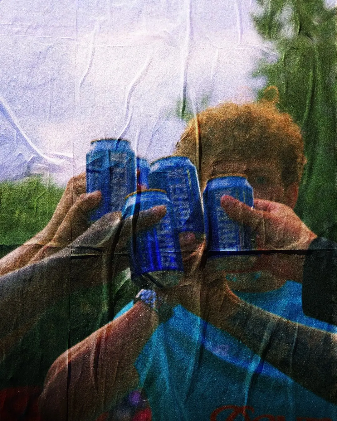 The Donis crew raising cans